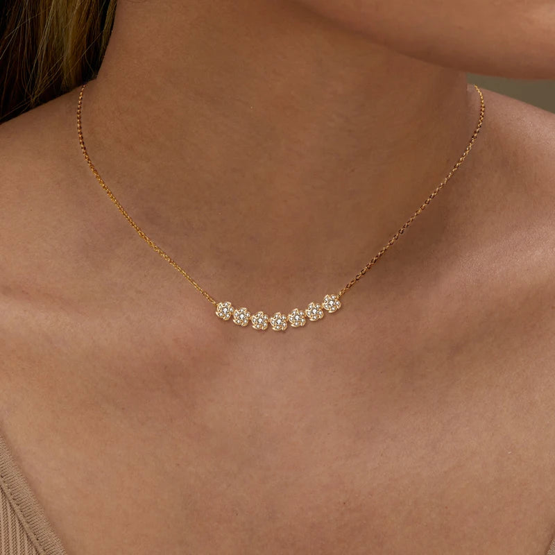 CDL Gerbera Flower Necklace